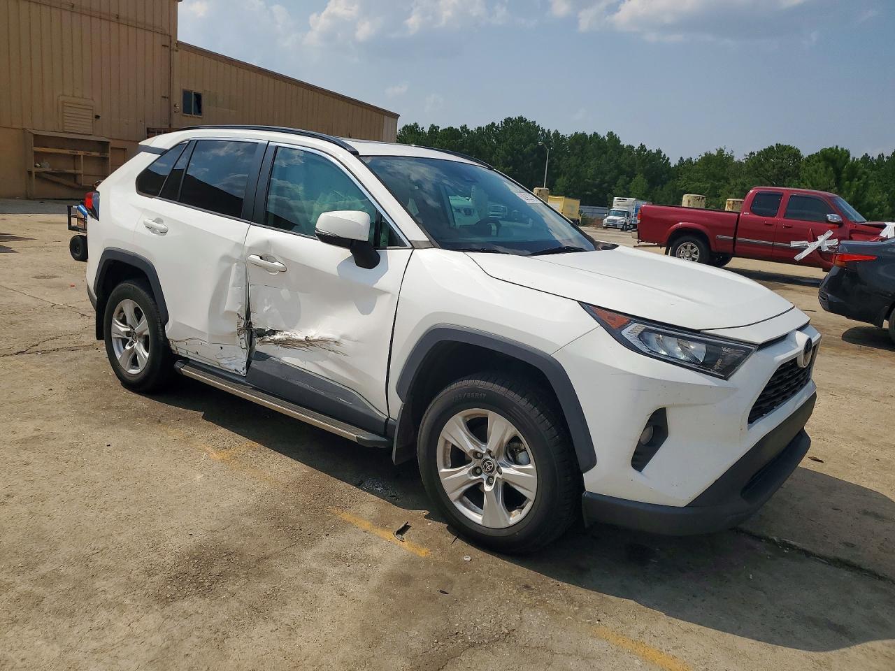 2021 Toyota Rav4 Xle - Фото 4