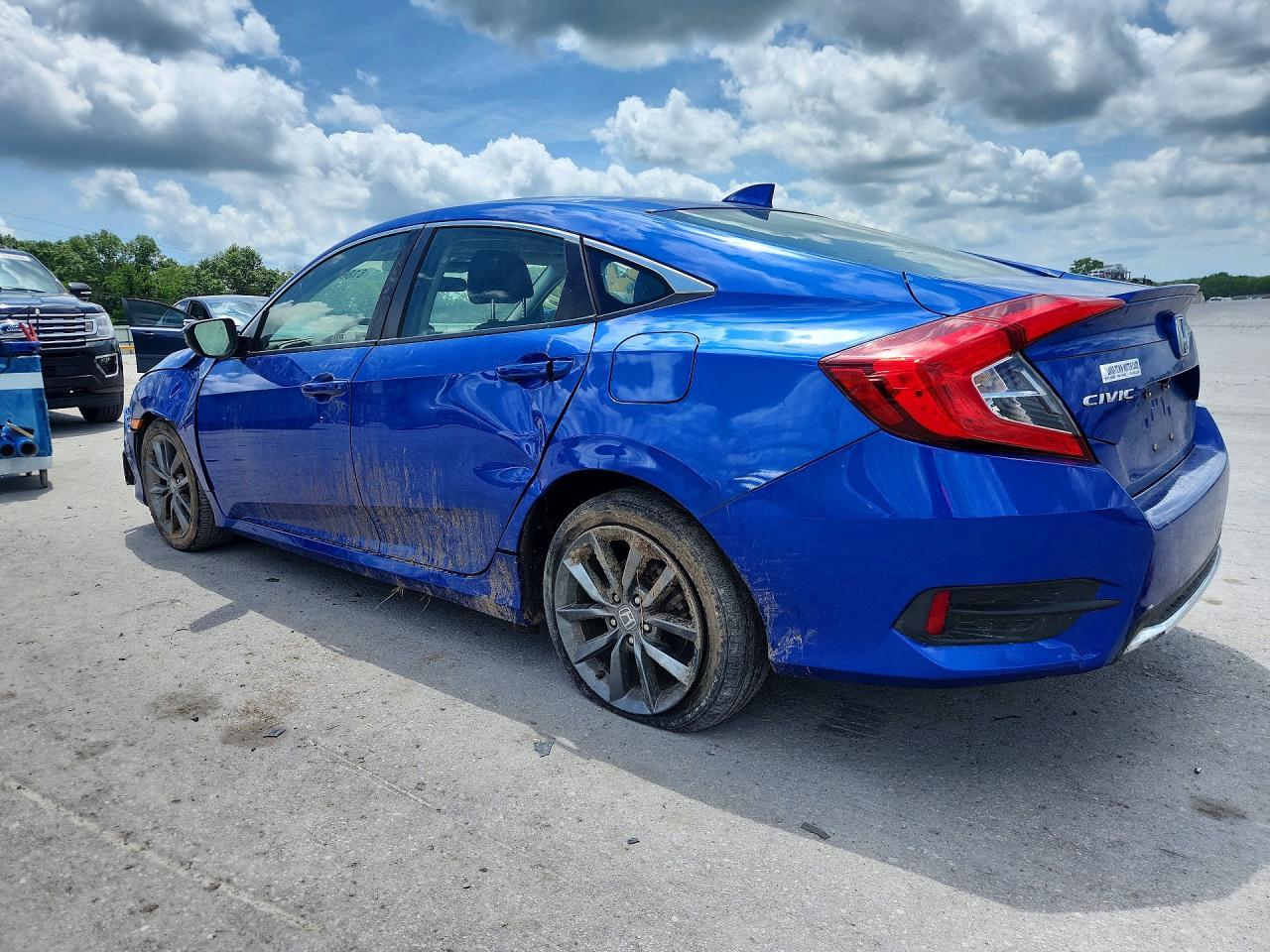 2019 Honda Civic Ex - Image 2