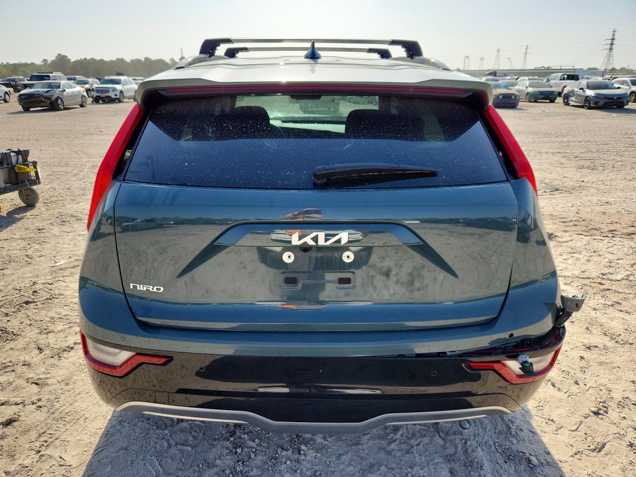 2023 Kia Niro Wave - Image 6