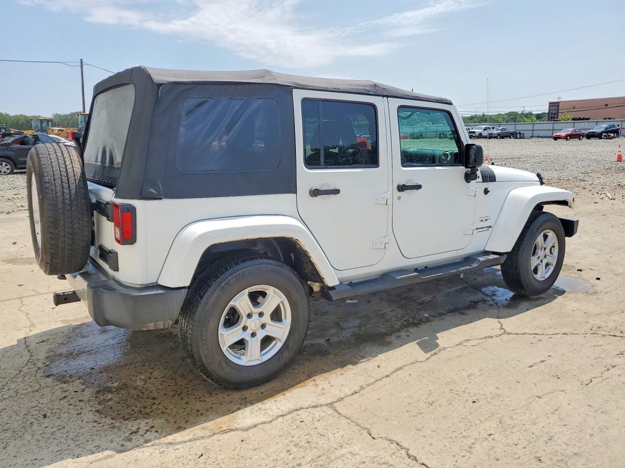 2018 Jeep Wrangler Unlimited Sahara - Фото 3
