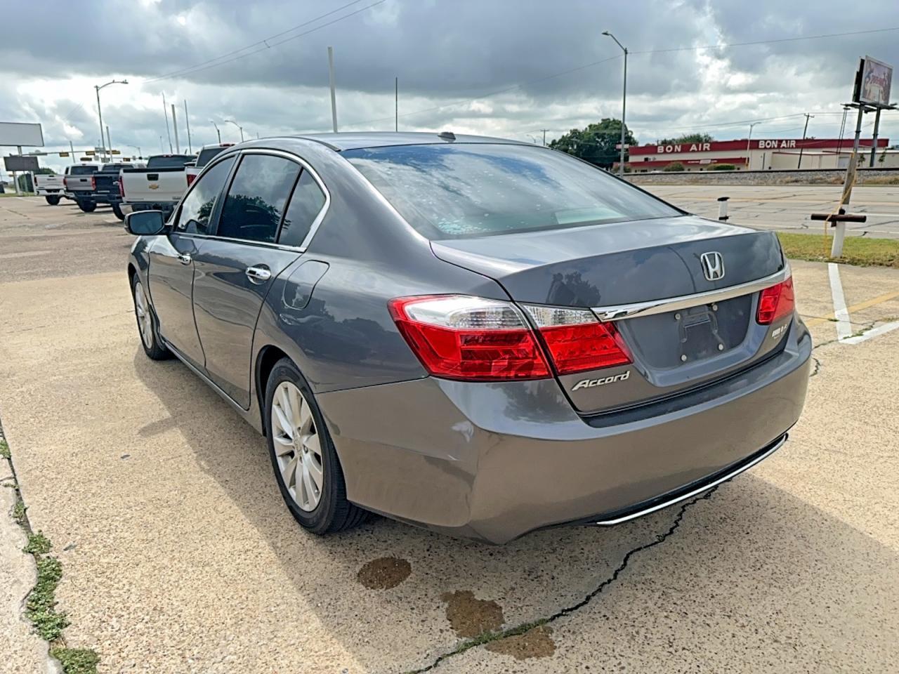 2015 Honda Accord Ex/ Exl - Image 3