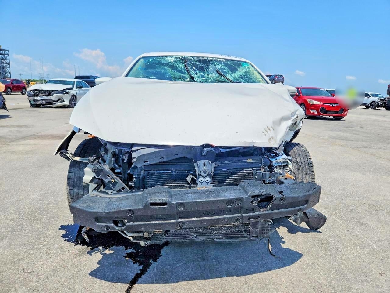 2014 Volkswagen Jetta - Image 5