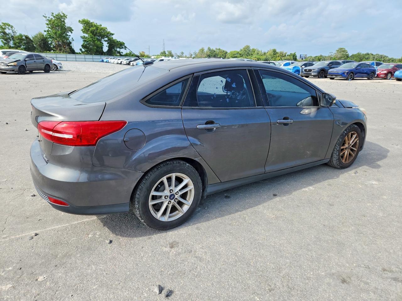 2016 Ford Focus Se - Фото 3
