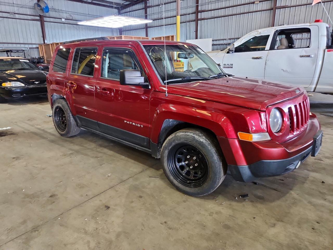 2016 Jeep Patriot Latitude - Фото 4