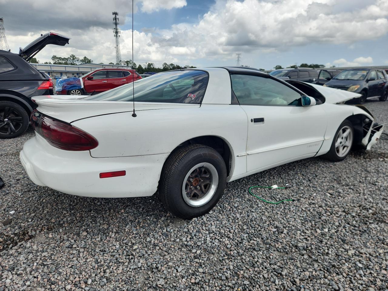 1997 Pontiac Firebird - Image 3