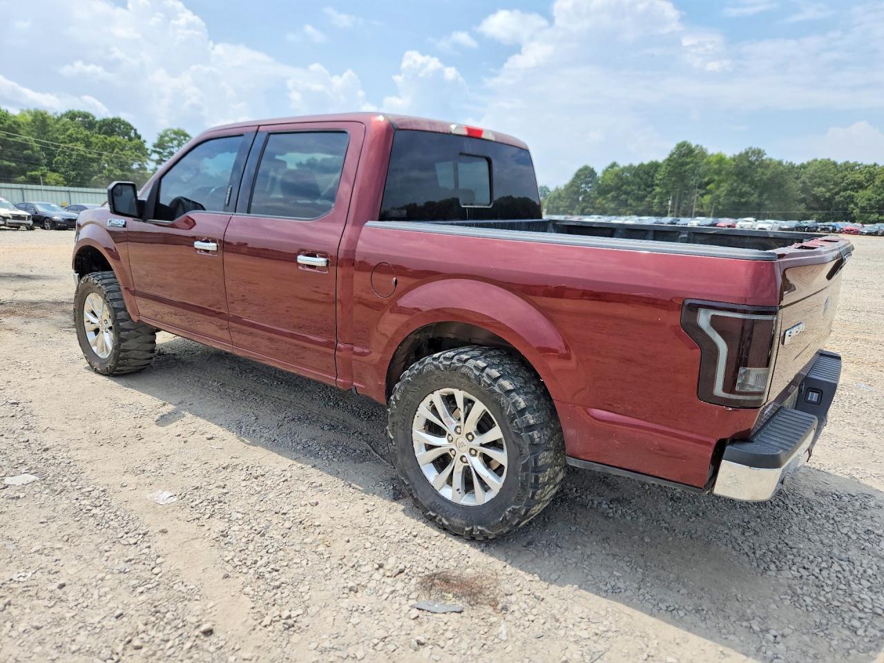 2015 Ford F150 Supercrew - Фото 2