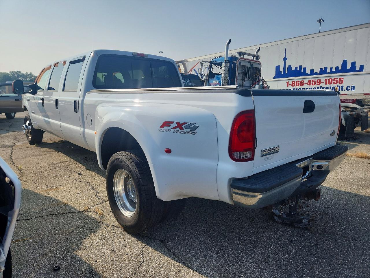 2005 Ford F350 Super Duty - Фото 2
