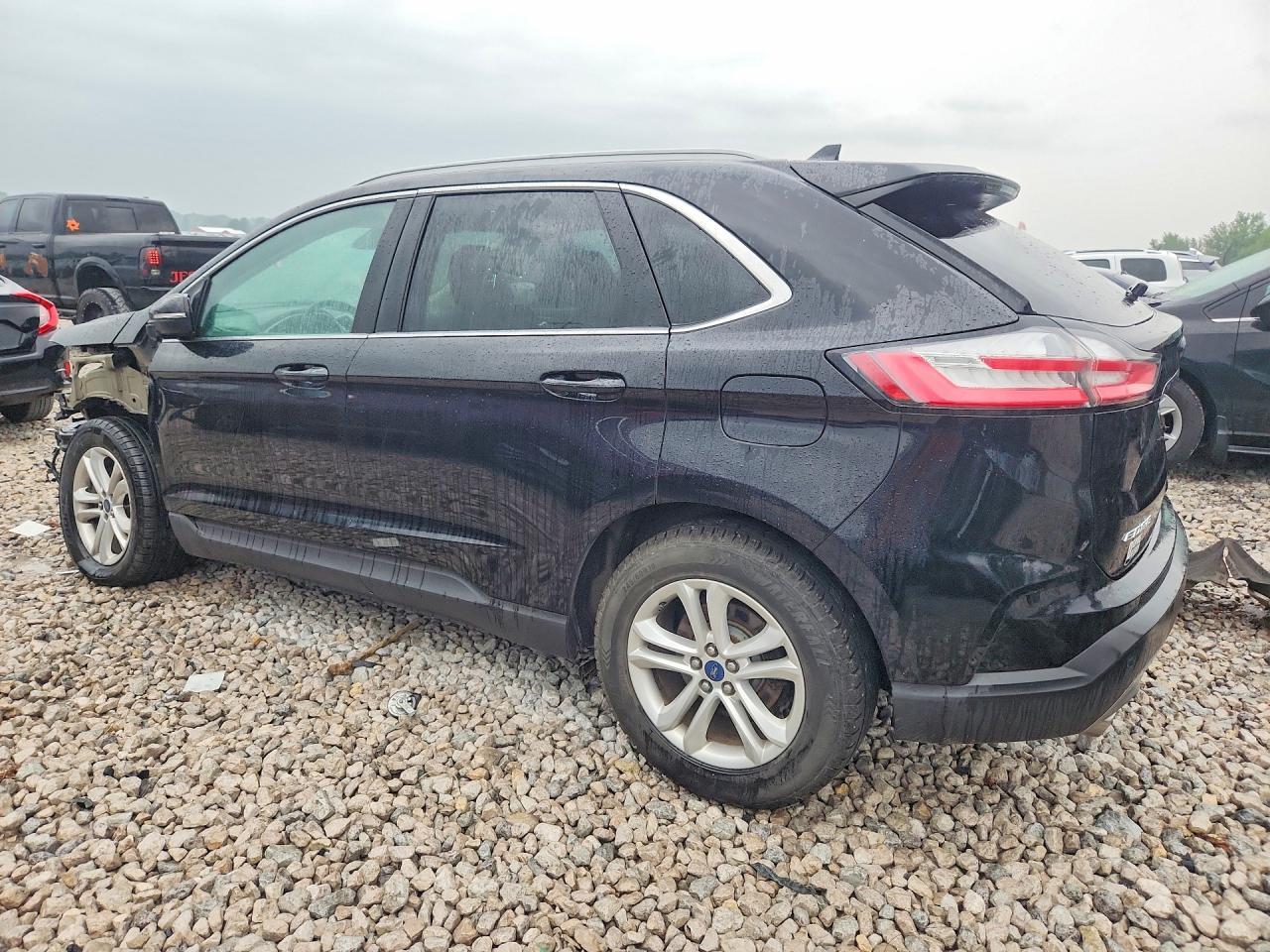 2020 Ford Edge Sel - Фото 2