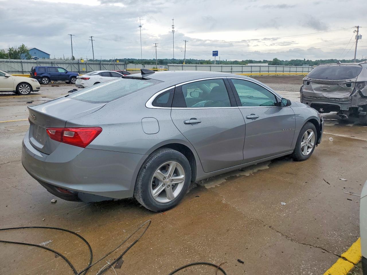 2024 Chevrolet Malibu Ls - Image 3