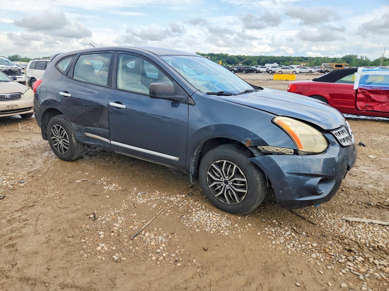 2013 Nissan Rogue S - Фото 4