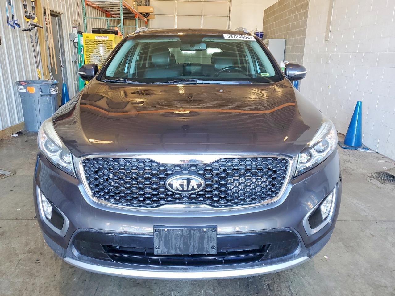 2016 Kia Sorento Ex - Image 5