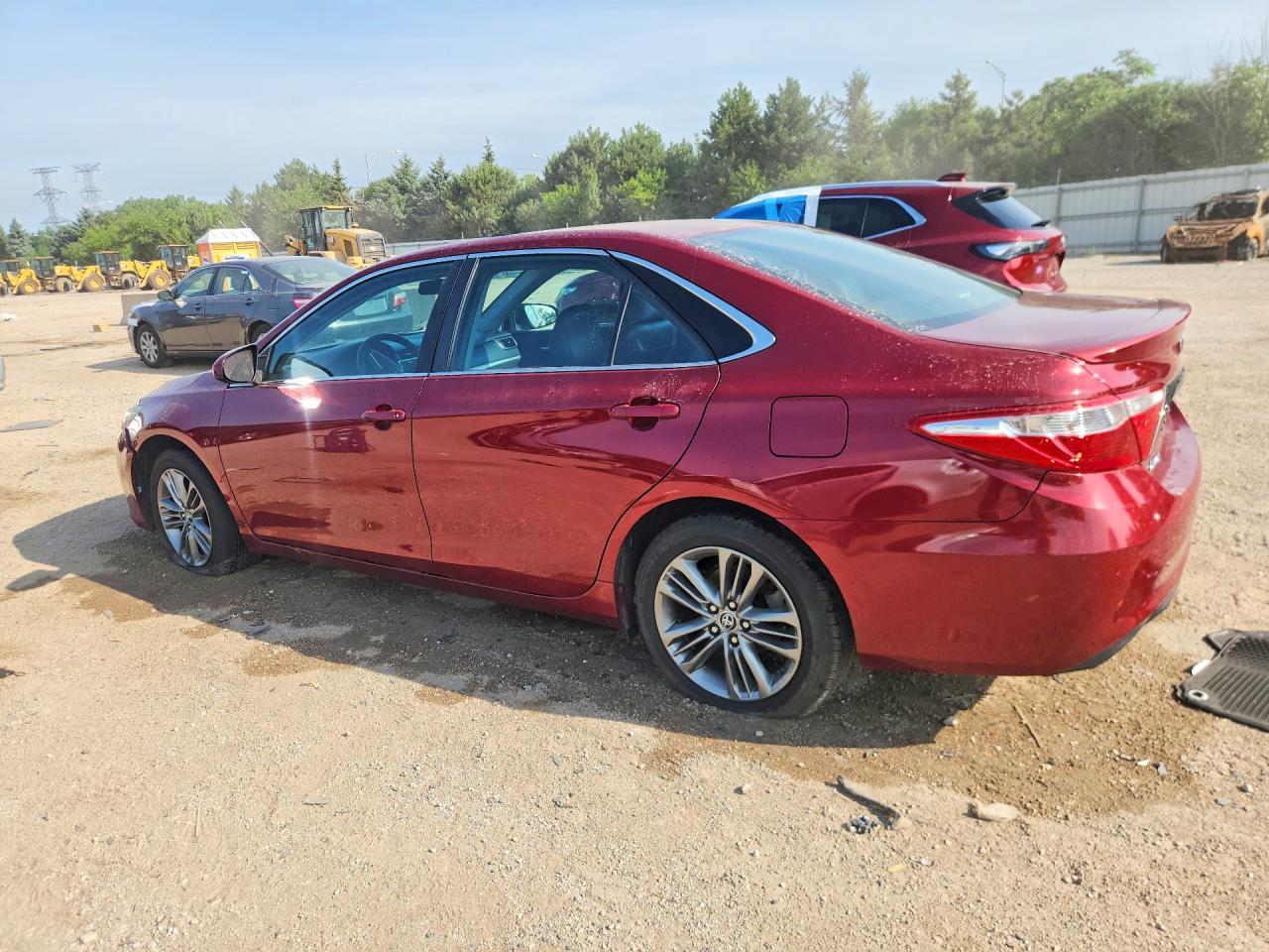 2015 Toyota Camry Se - Фото 2