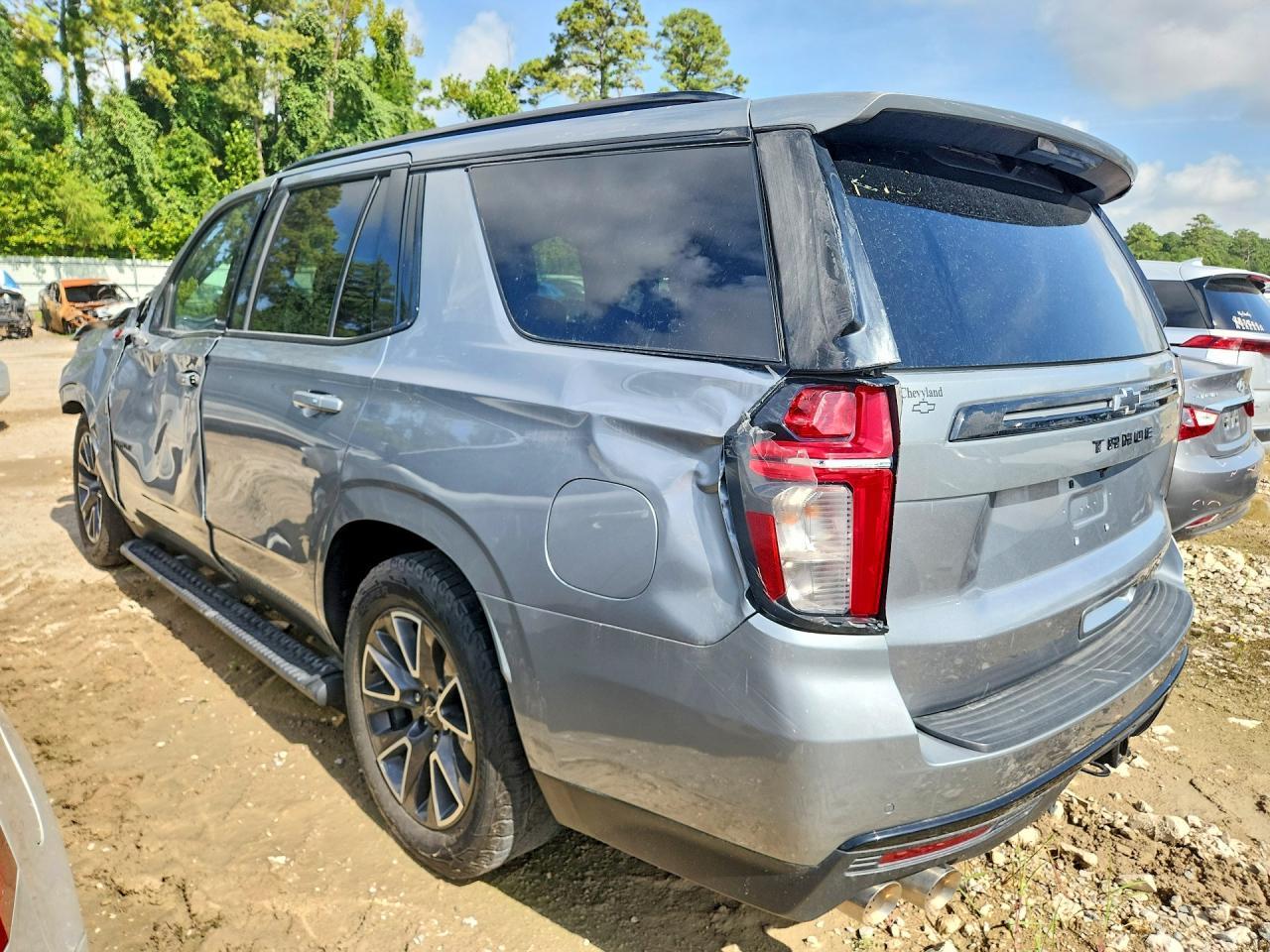 2024 Chevrolet Tahoe K1500 Z71 - Image 2