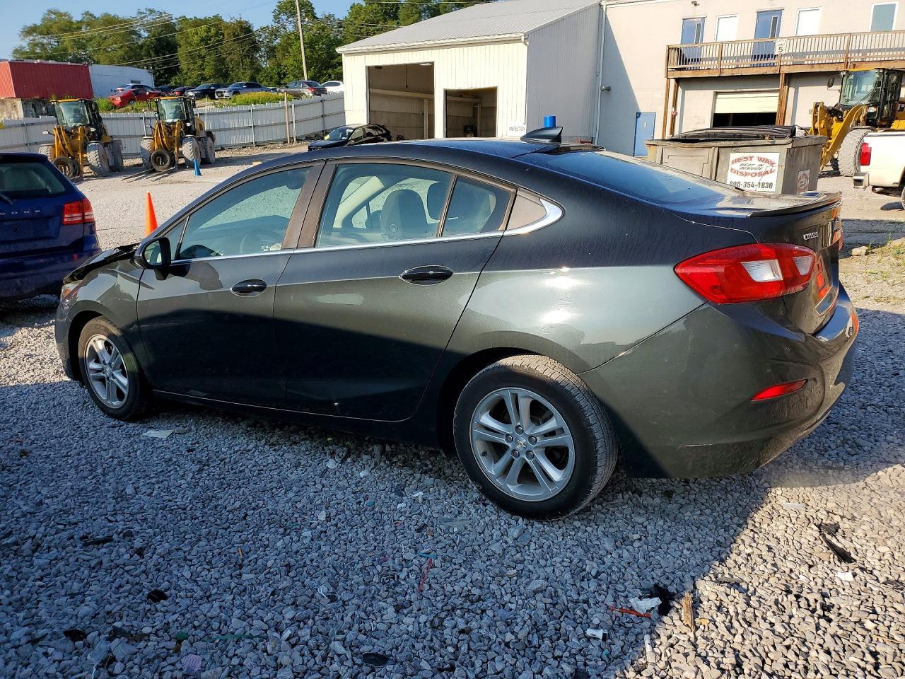2018 Chevrolet Cruze Lt - Фото 2
