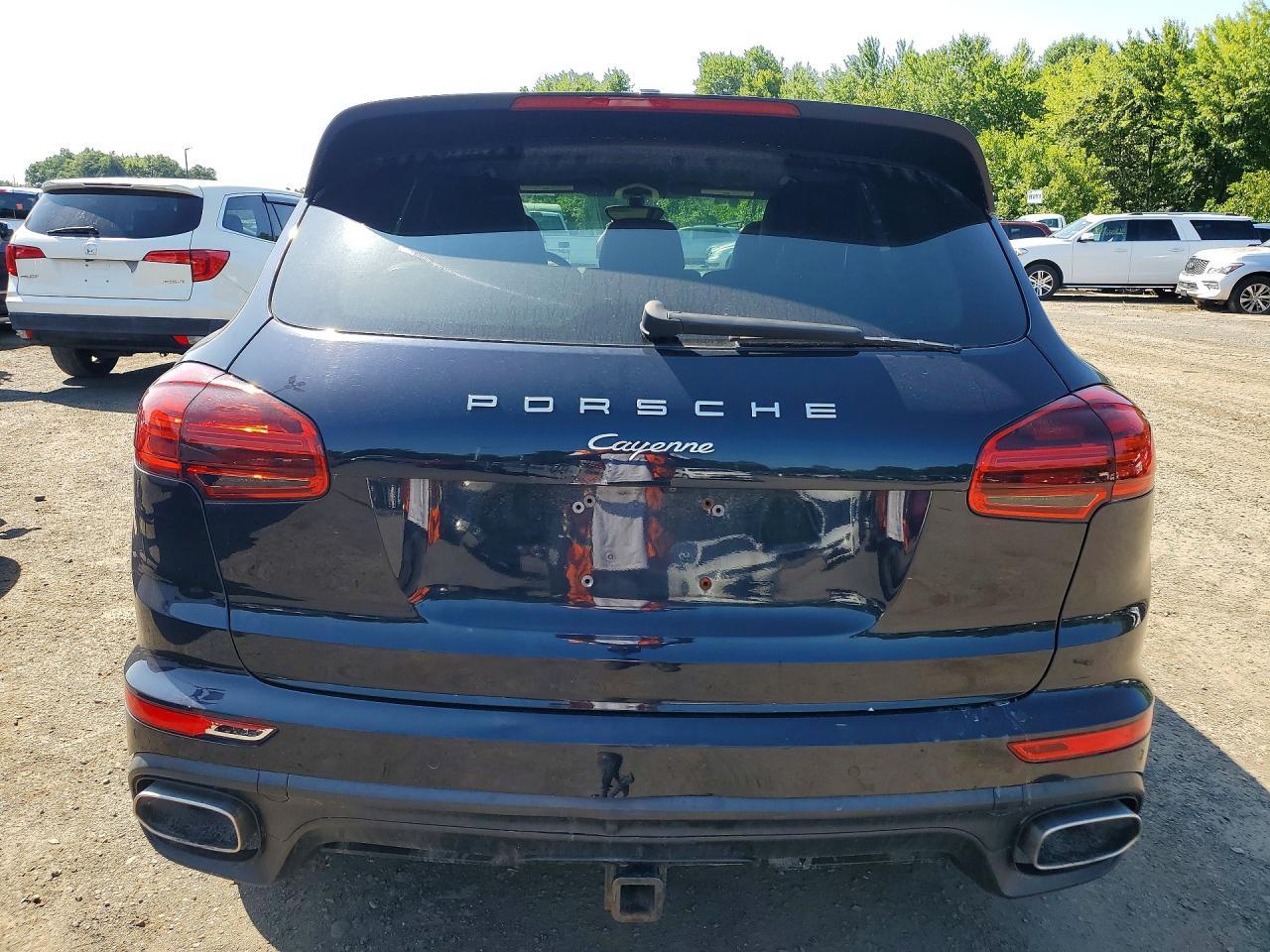 2016 Porsche Cayenne Base - Image 6