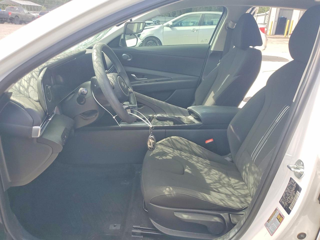 2024 Hyundai Elantra Sel - Image 7