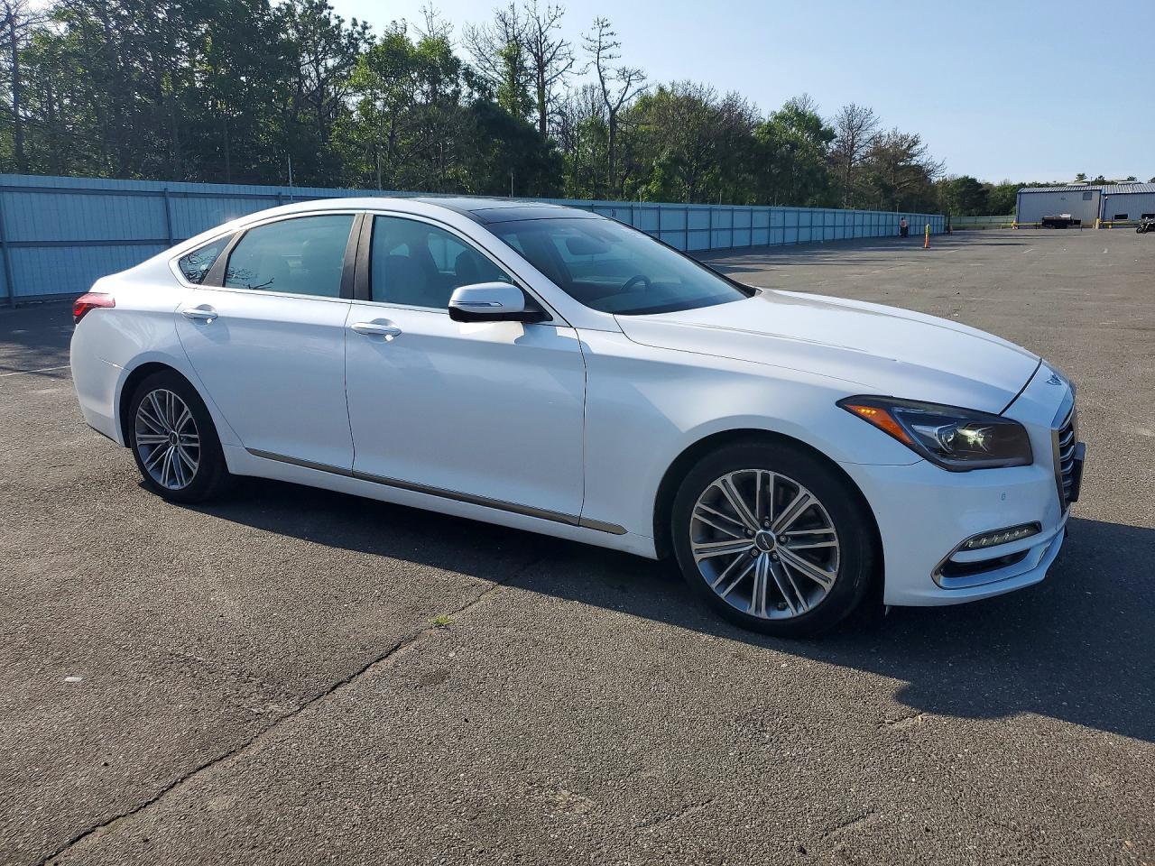 2018 Genesis G80 3.8 - Image 4