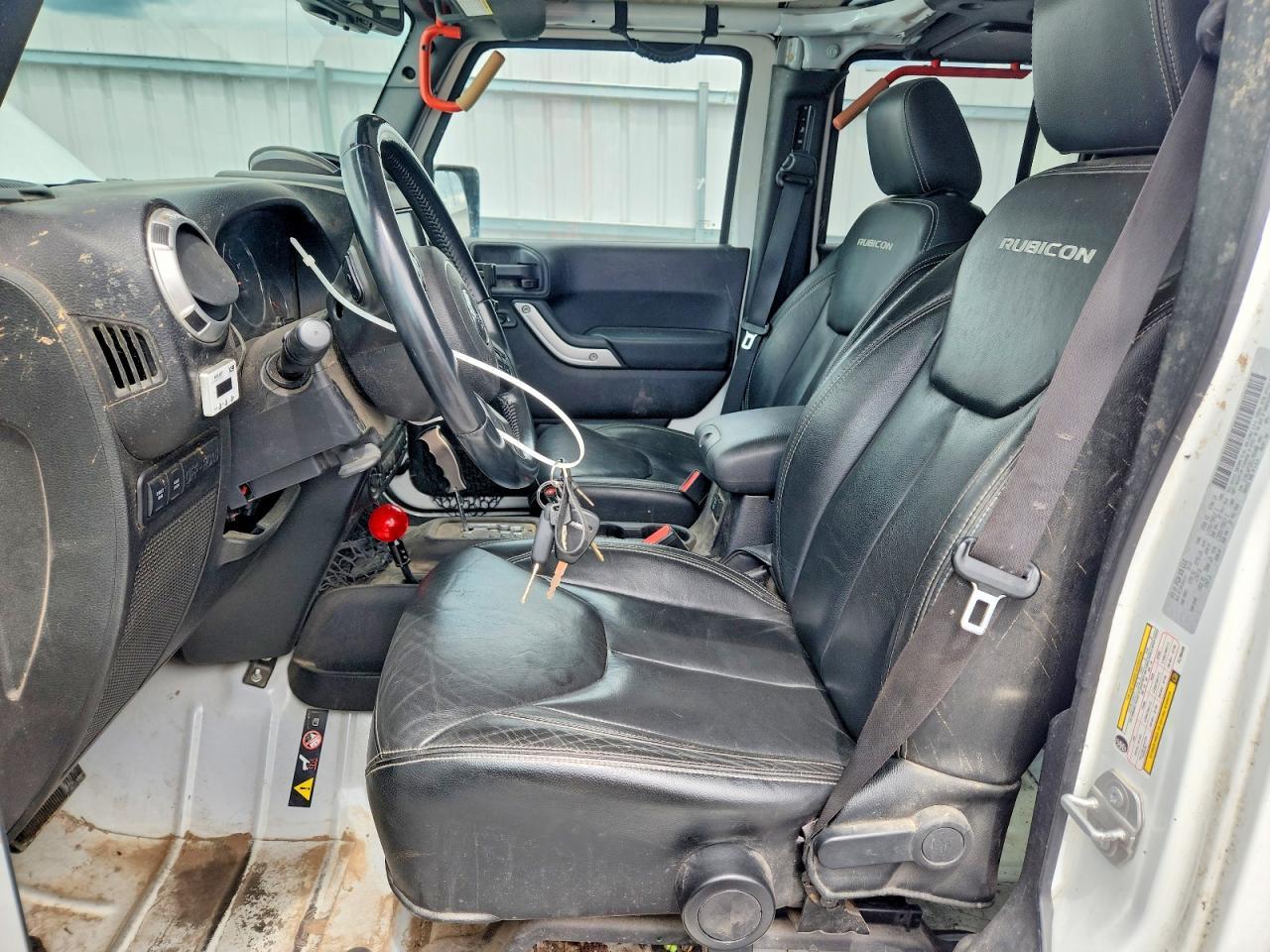 2015 Jeep Wrangler Unlimited Rubicon - Image 7