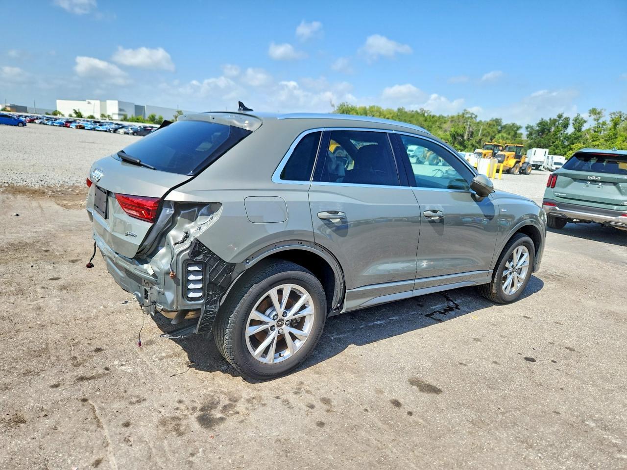 2023 Audi Q3 Premium S Line 45 - Фото 3