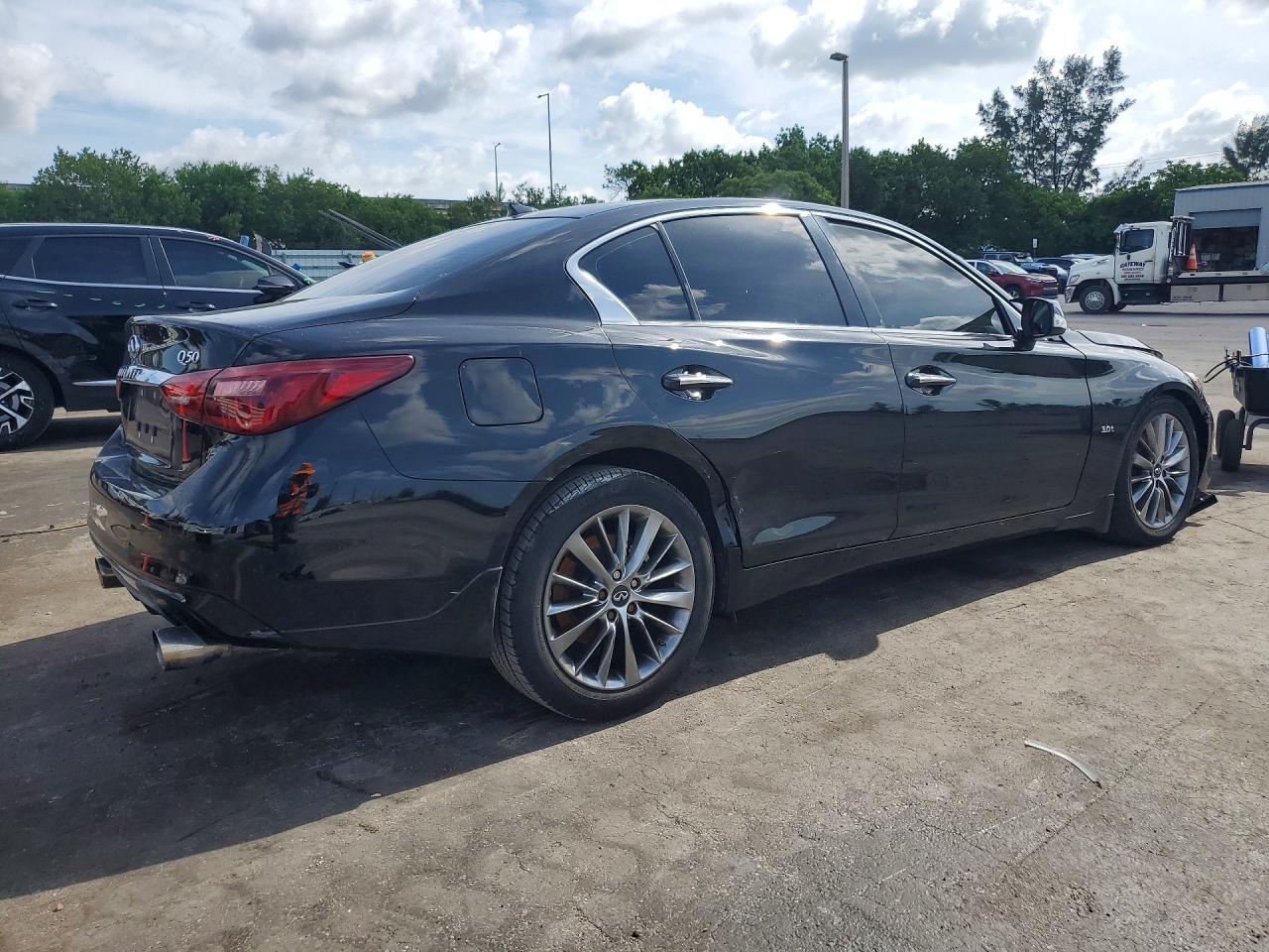 2019 Infiniti Q50 3.0T Luxe - Image 3