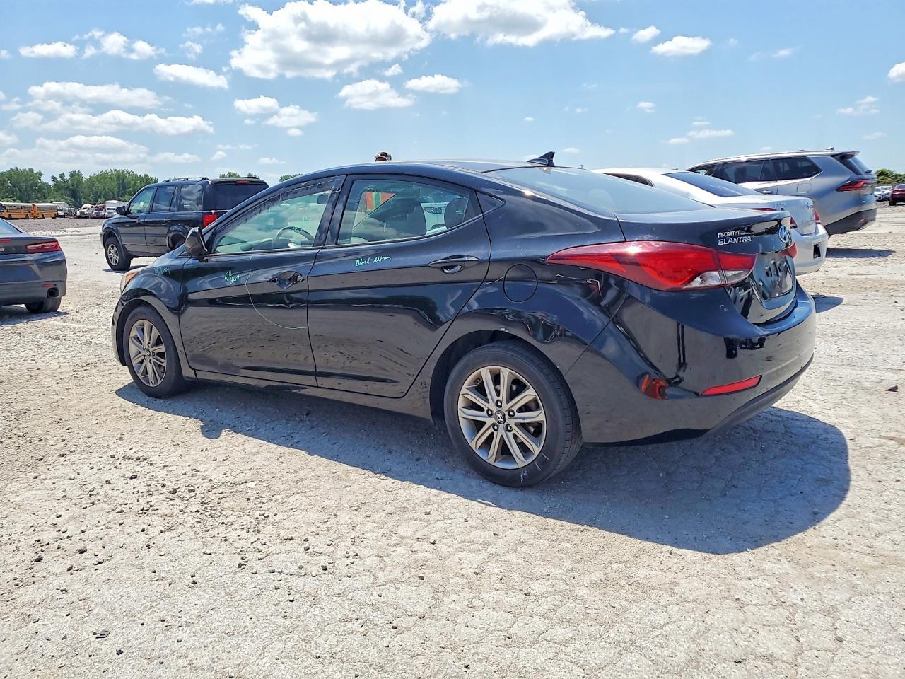 2014 Hyundai Elantra Se - Фото 2