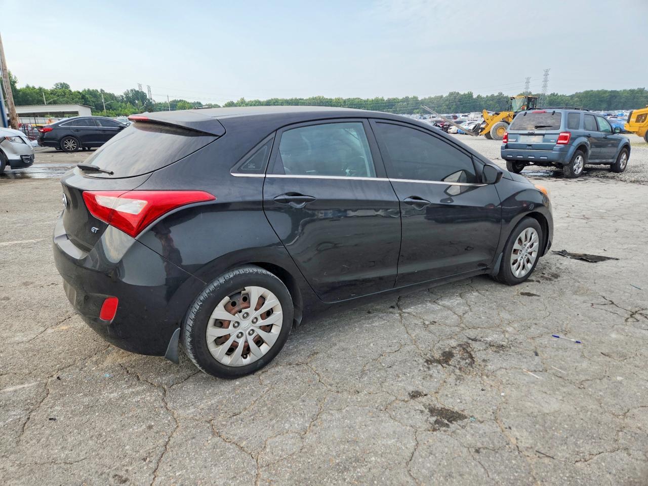 2016 Hyundai Elantra Gt Base - Фото 3