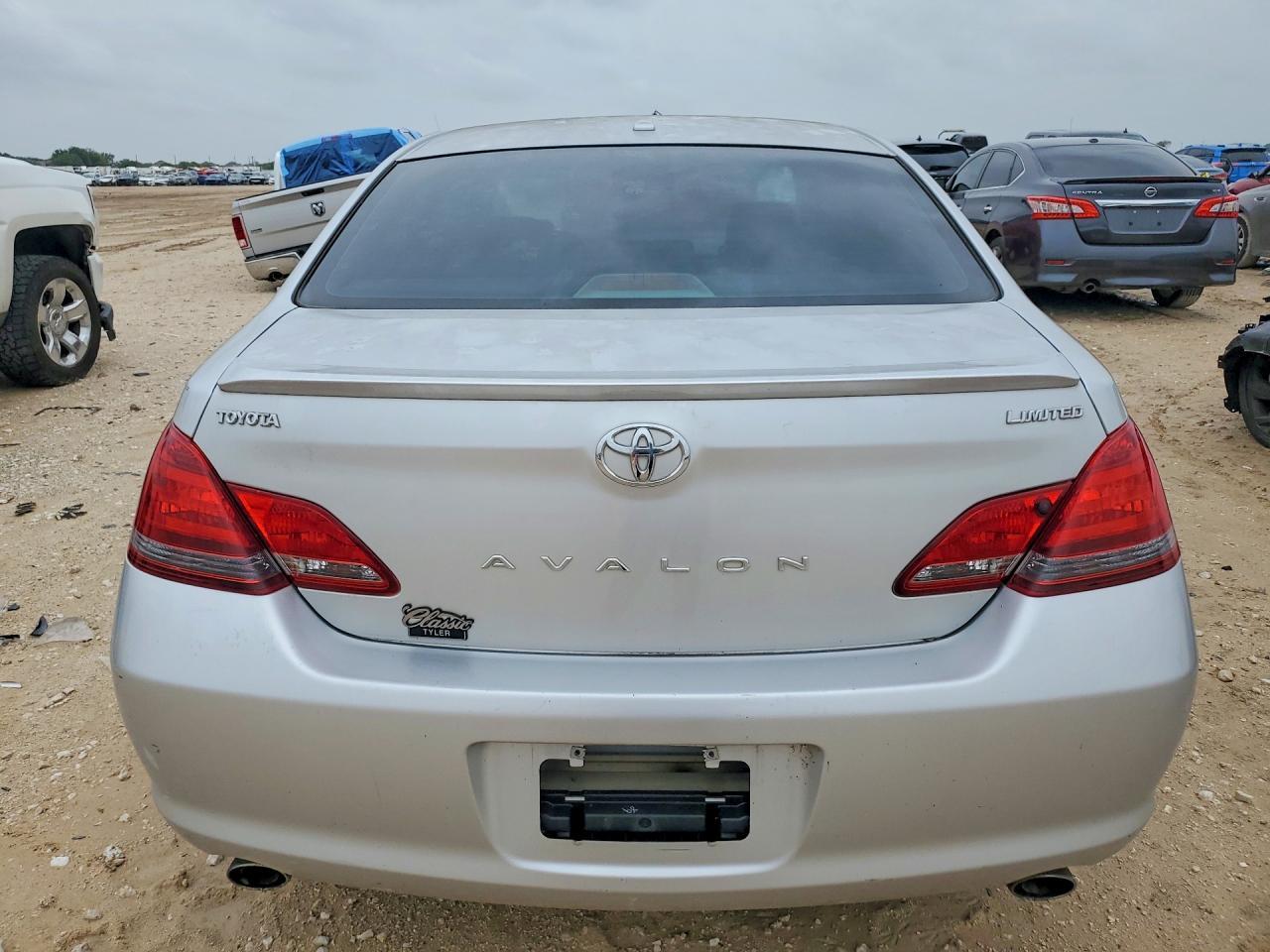 2009 Toyota Avalon Limited - Фото 6