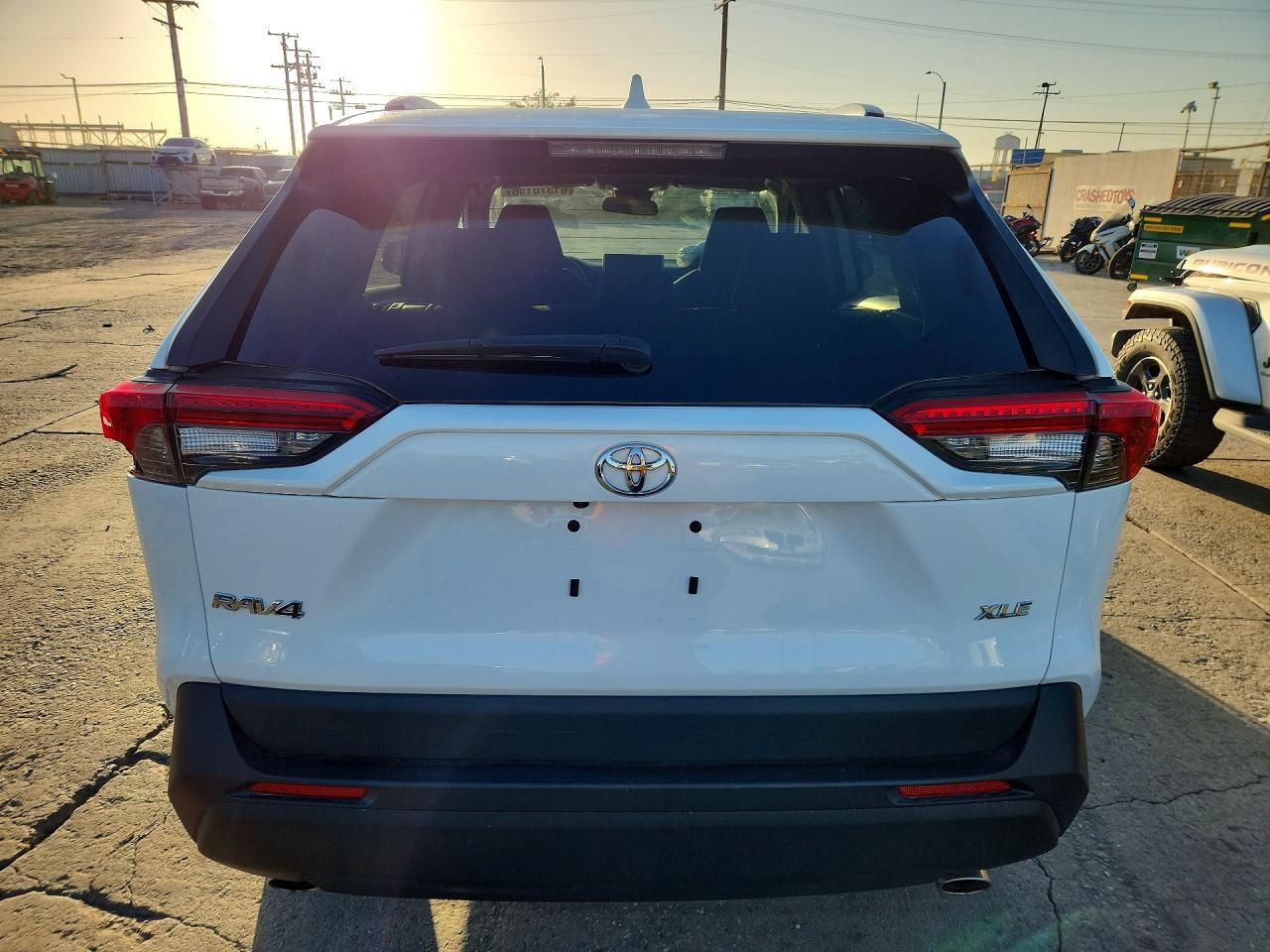 2024 Toyota Rav4 Xle - Фото 6