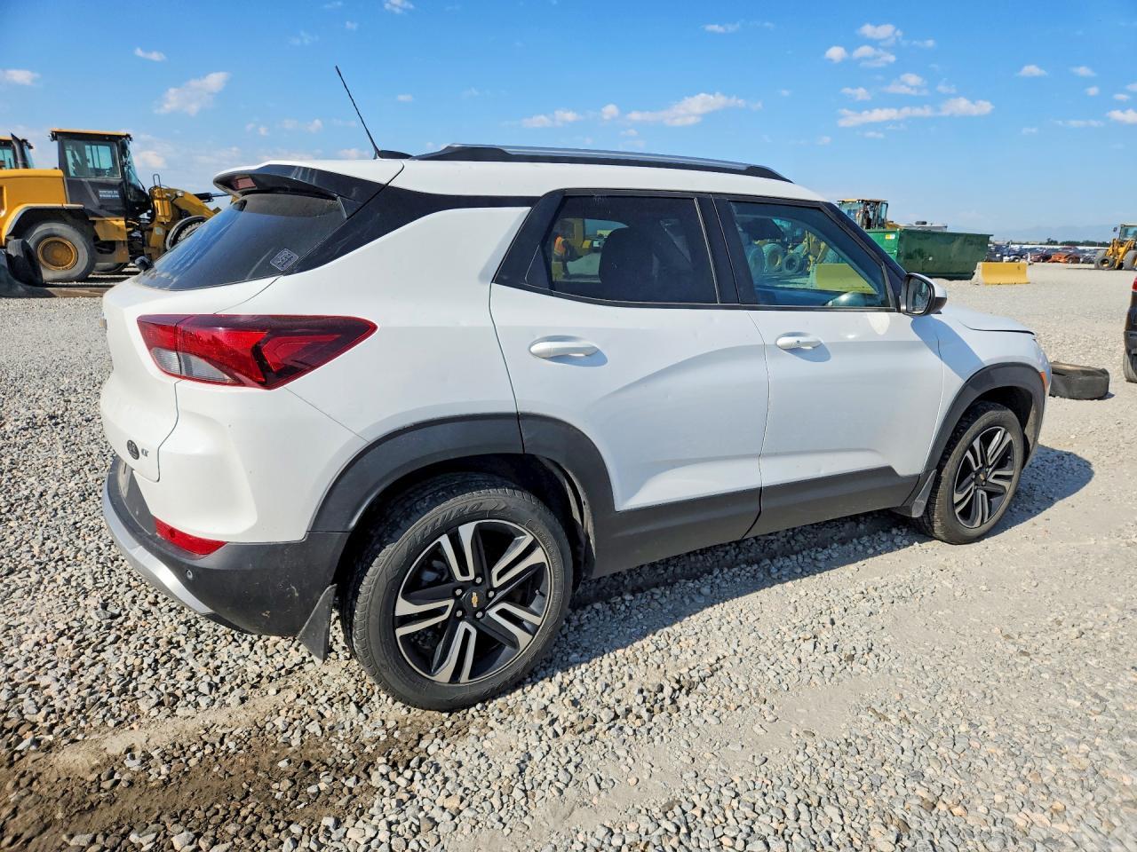 2024 Chevrolet Trailblazer Lt - Image 3