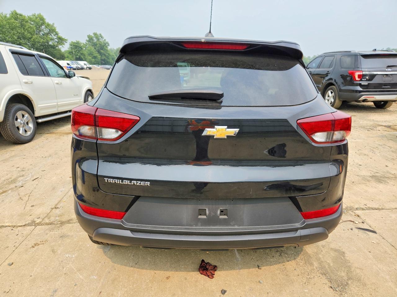 2023 Chevrolet Trailblazer Ls - Image 6