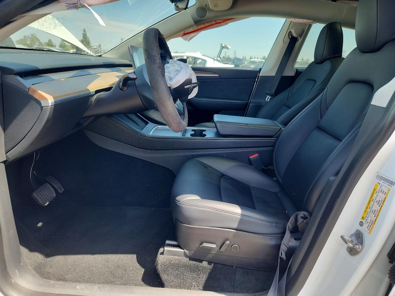 2023 Tesla Model Y - Фото 7