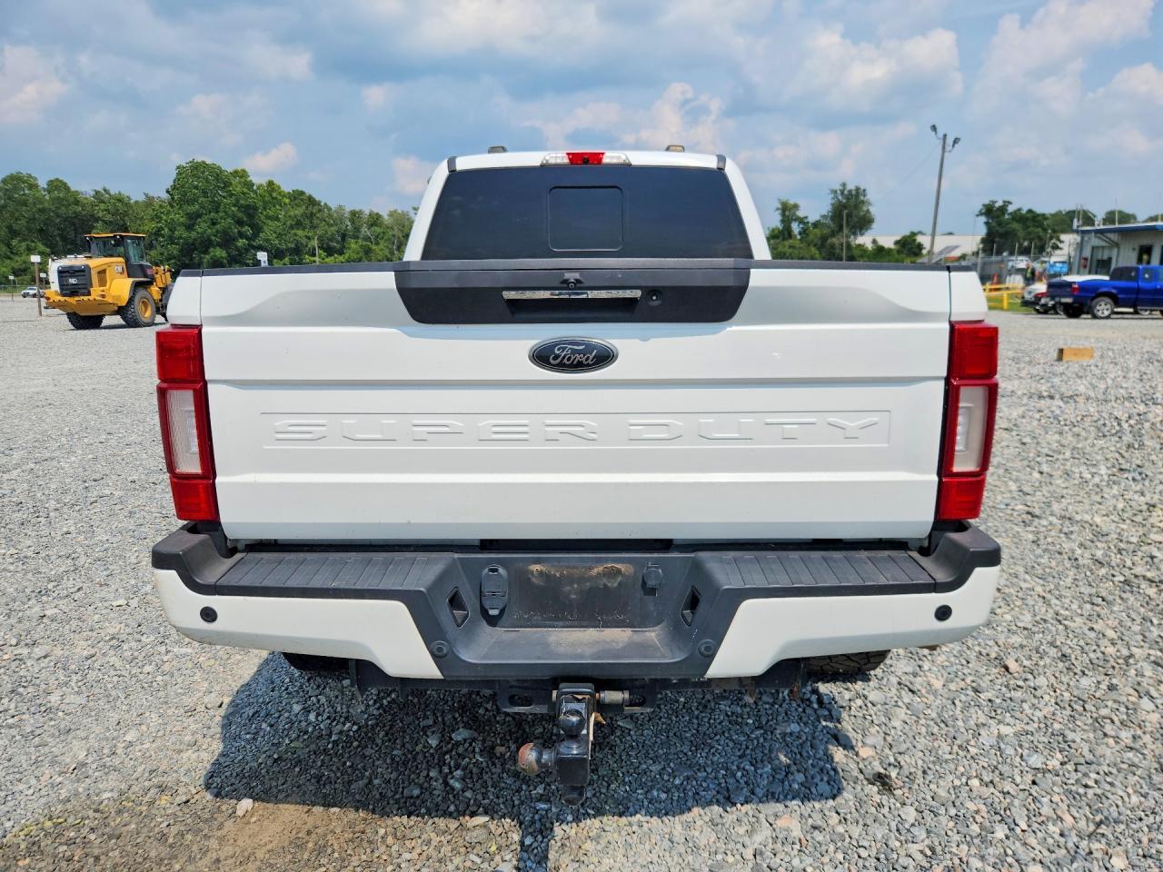 2022 Ford F250 Super Duty - Image 6