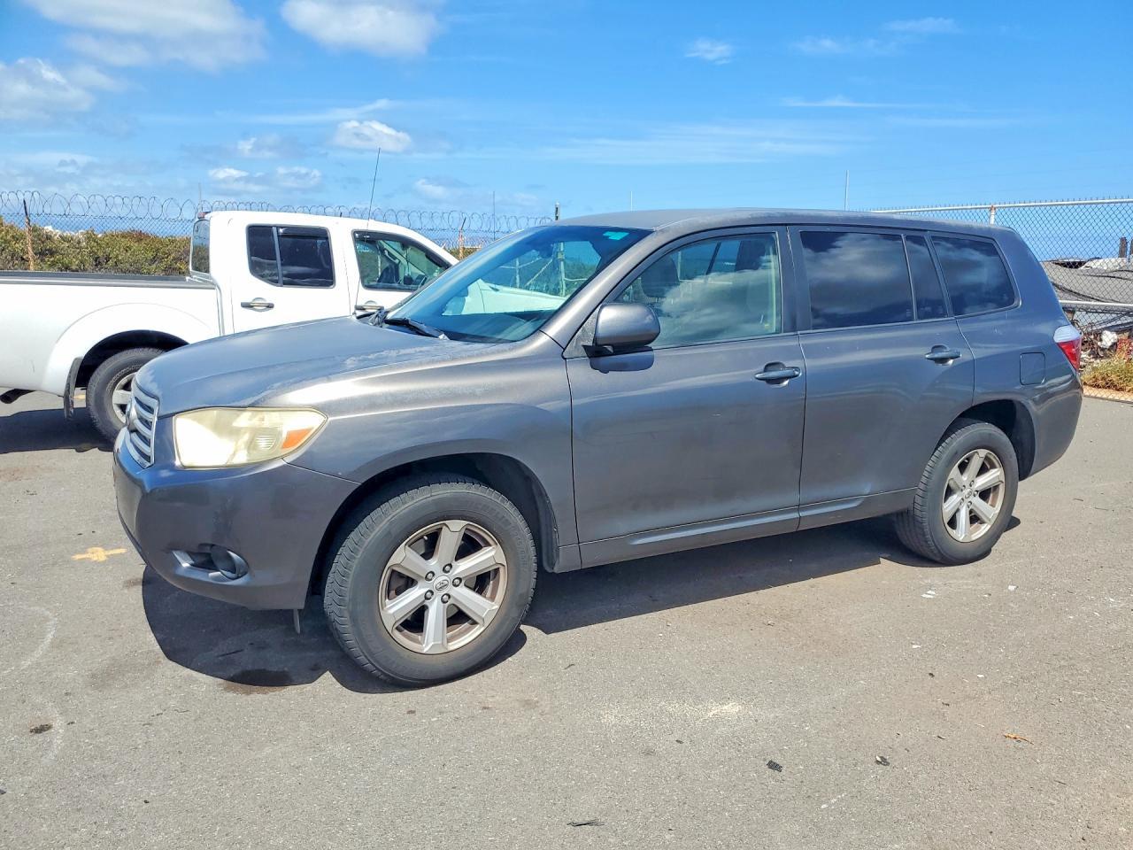 2010 Toyota Highlander Base