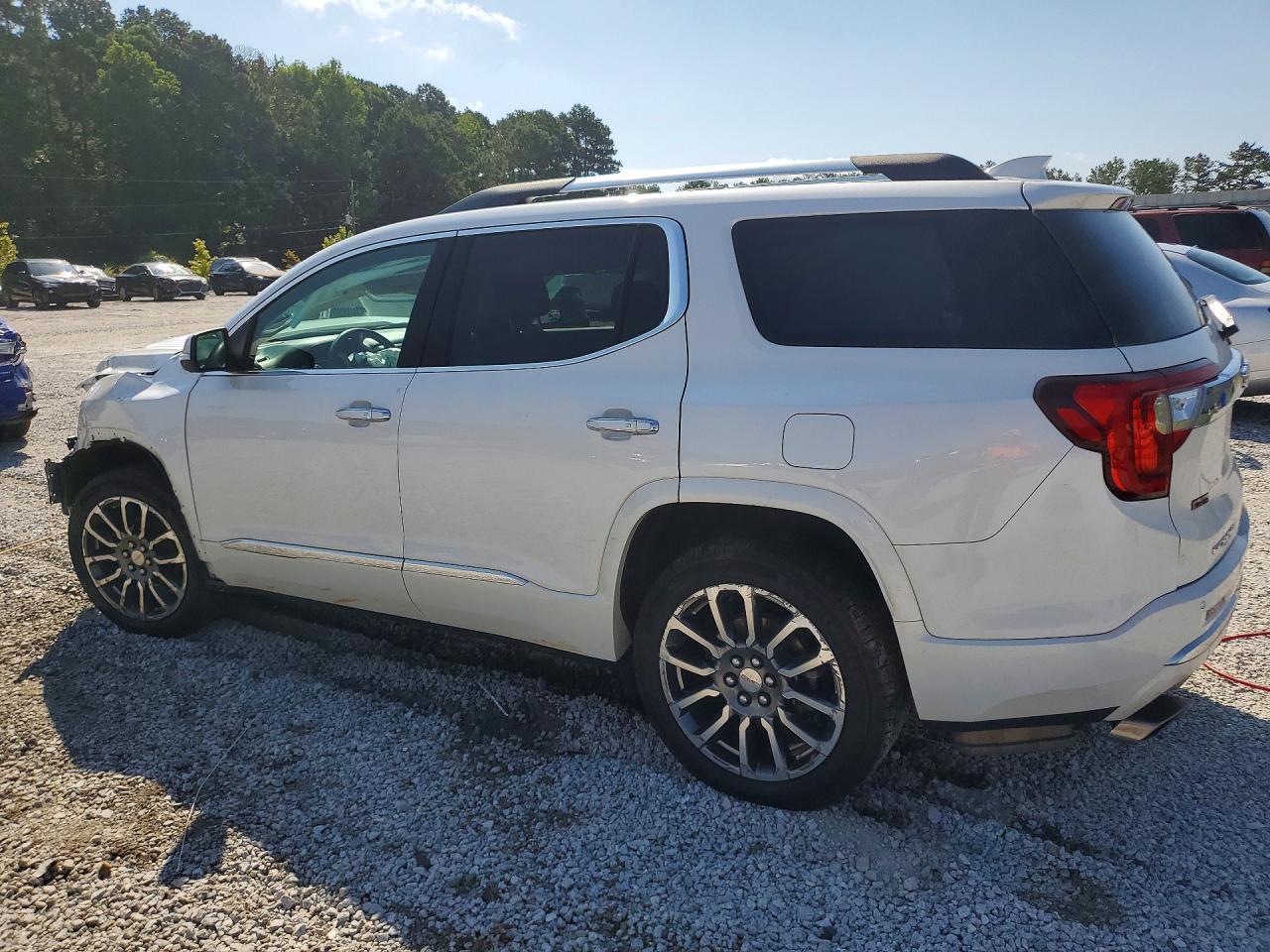 2020 GMC Acadia Denali - Фото 2