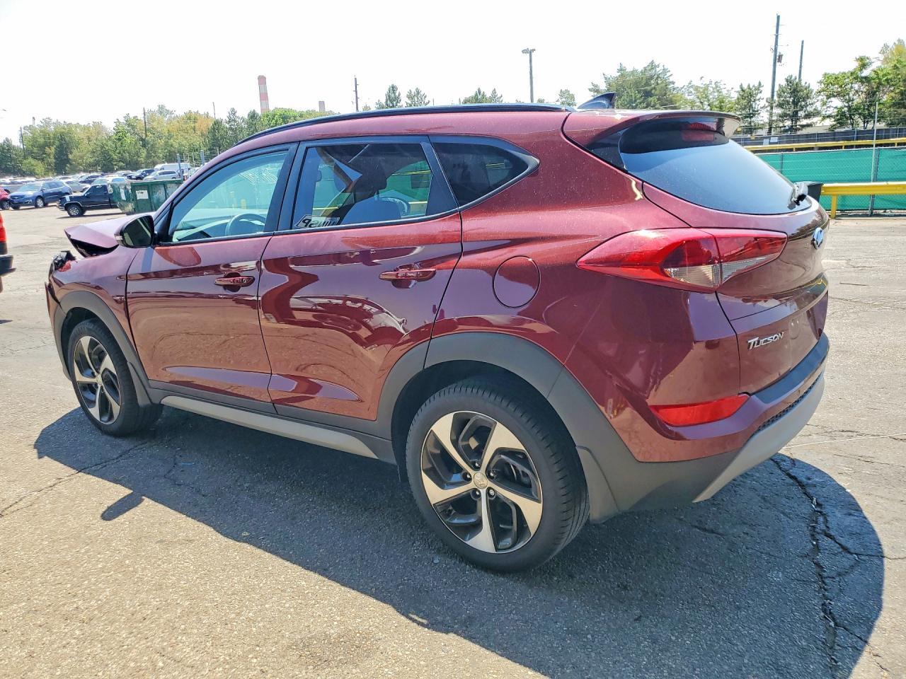 2018 Hyundai Tucson Value - Image 2