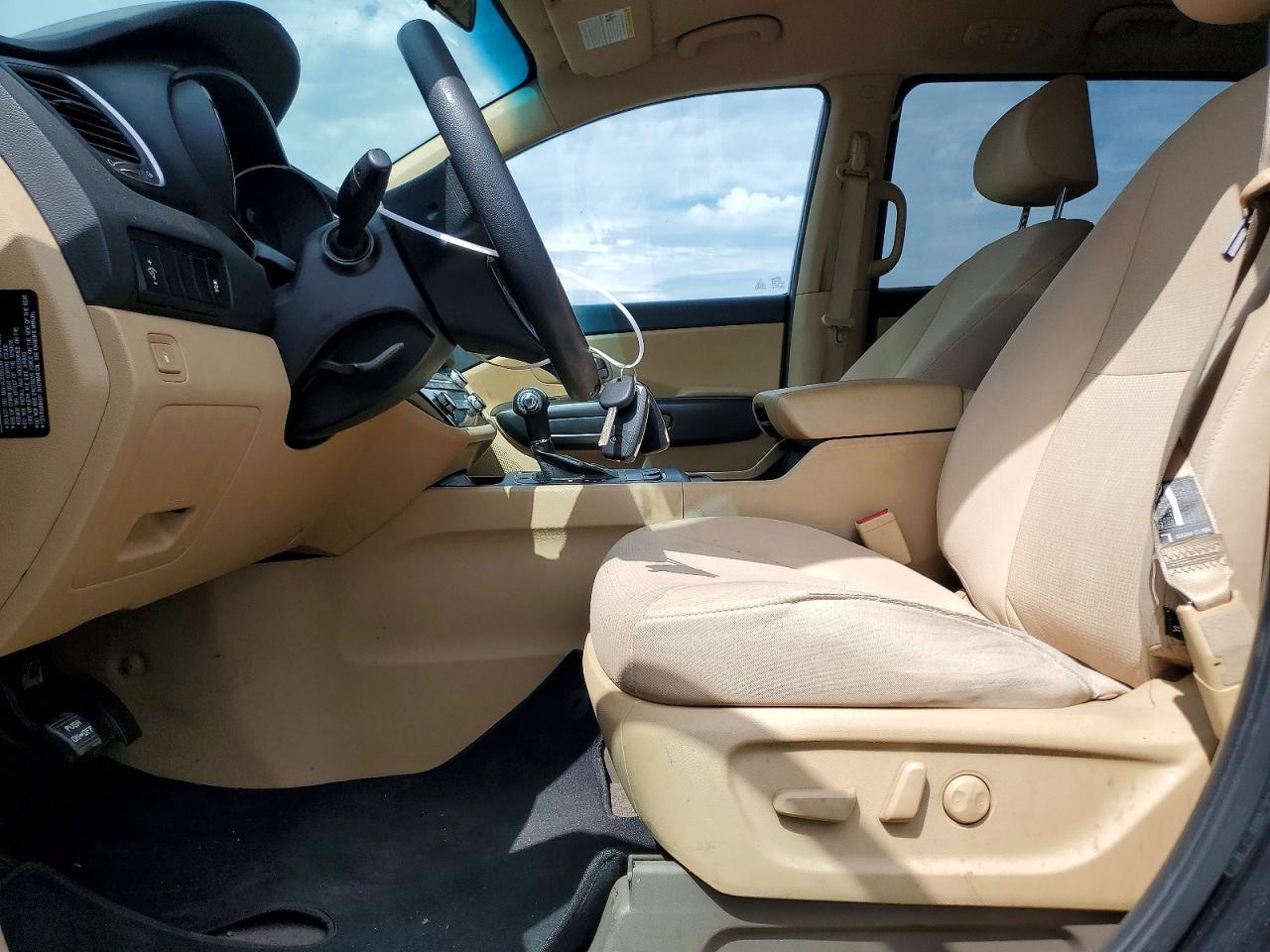 2016 Kia Sedona Lx - Фото 7