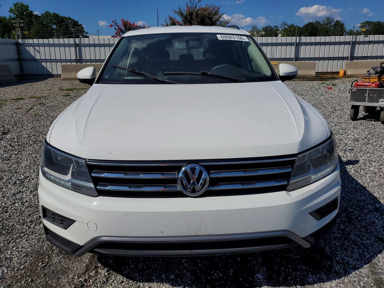 2018 Volkswagen Tiguan S - Фото 5