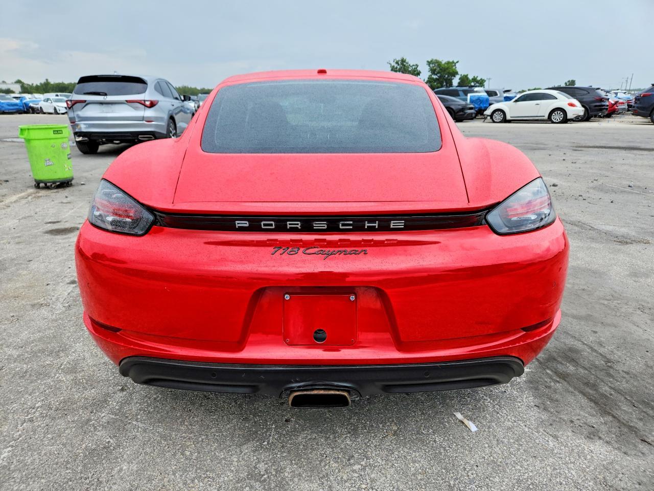 2017 Porsche Cayman - Image 6