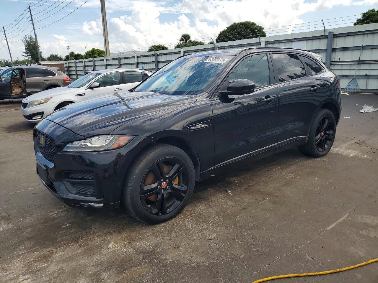 2018 Jaguar F-Pace R - Sport