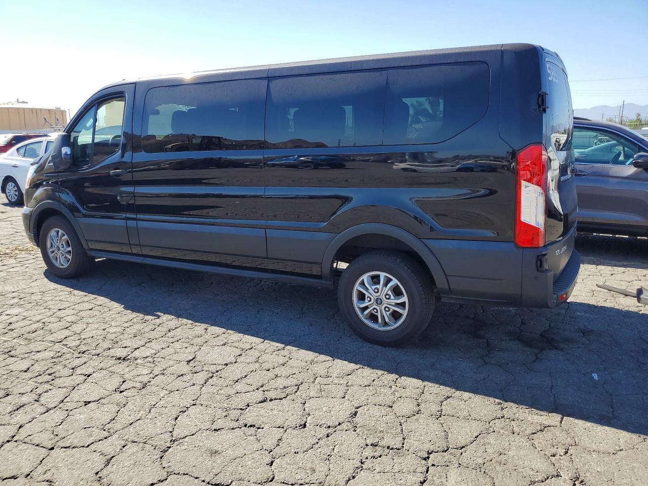 2021 Ford Transit T-350 - Фото 2