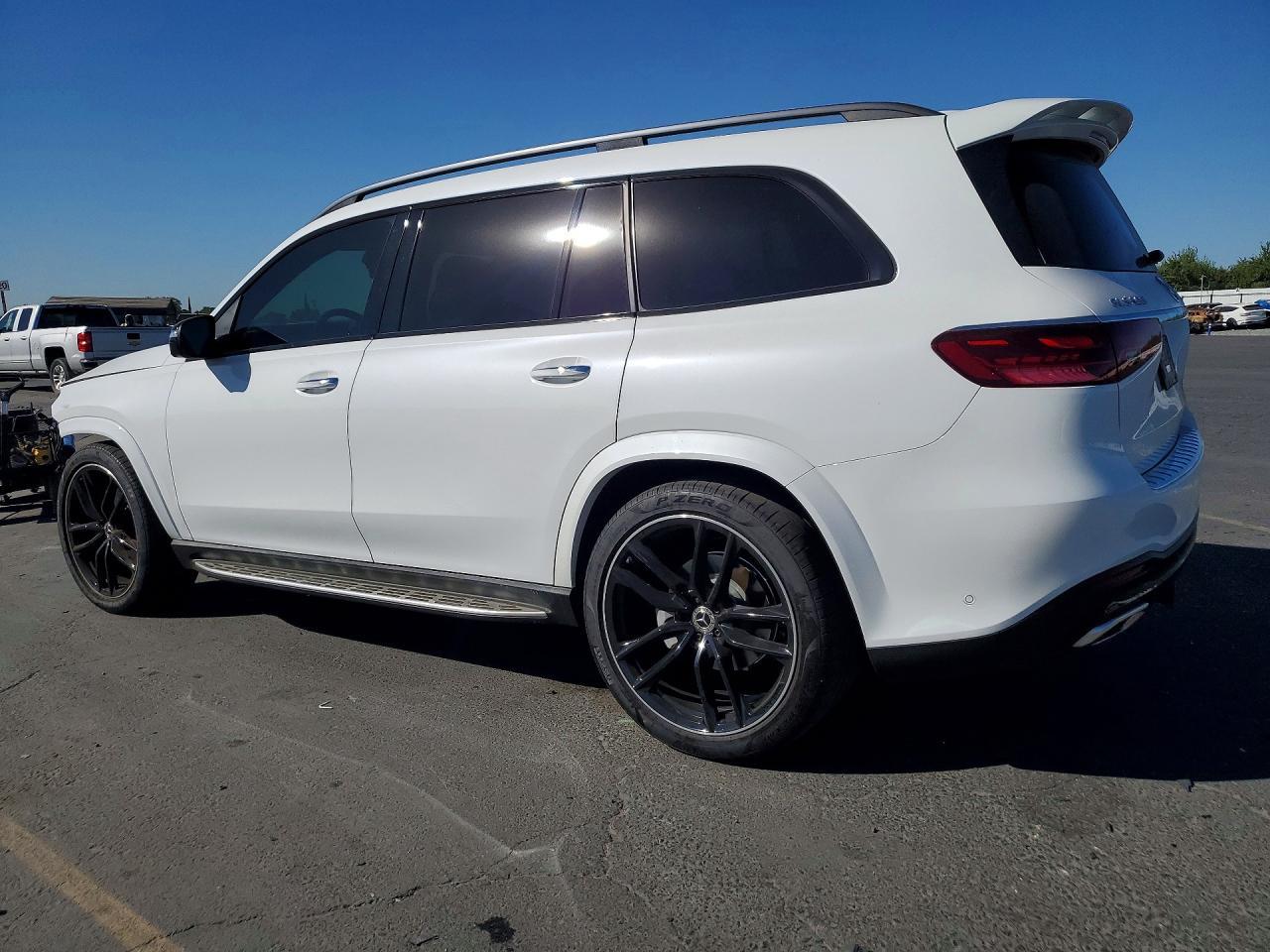 2025 Mercedes-Benz Gls 580 4Matic - Фото 2