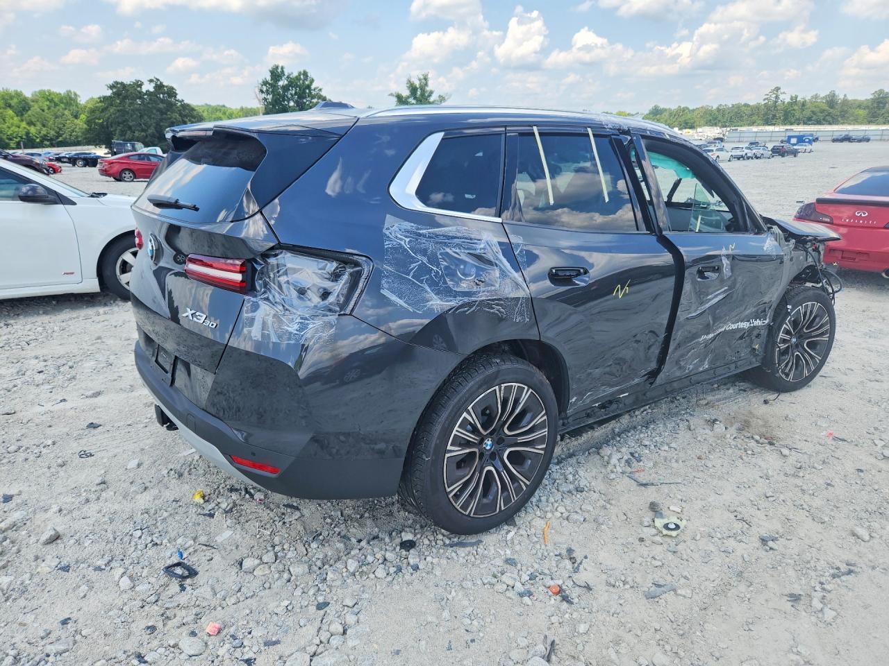 2026 BMW X3 30 xDrive - Фото 3