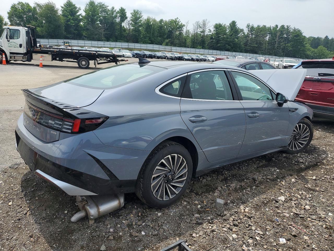 2026 Hyundai Sonata Hybrid Sel - Image 3