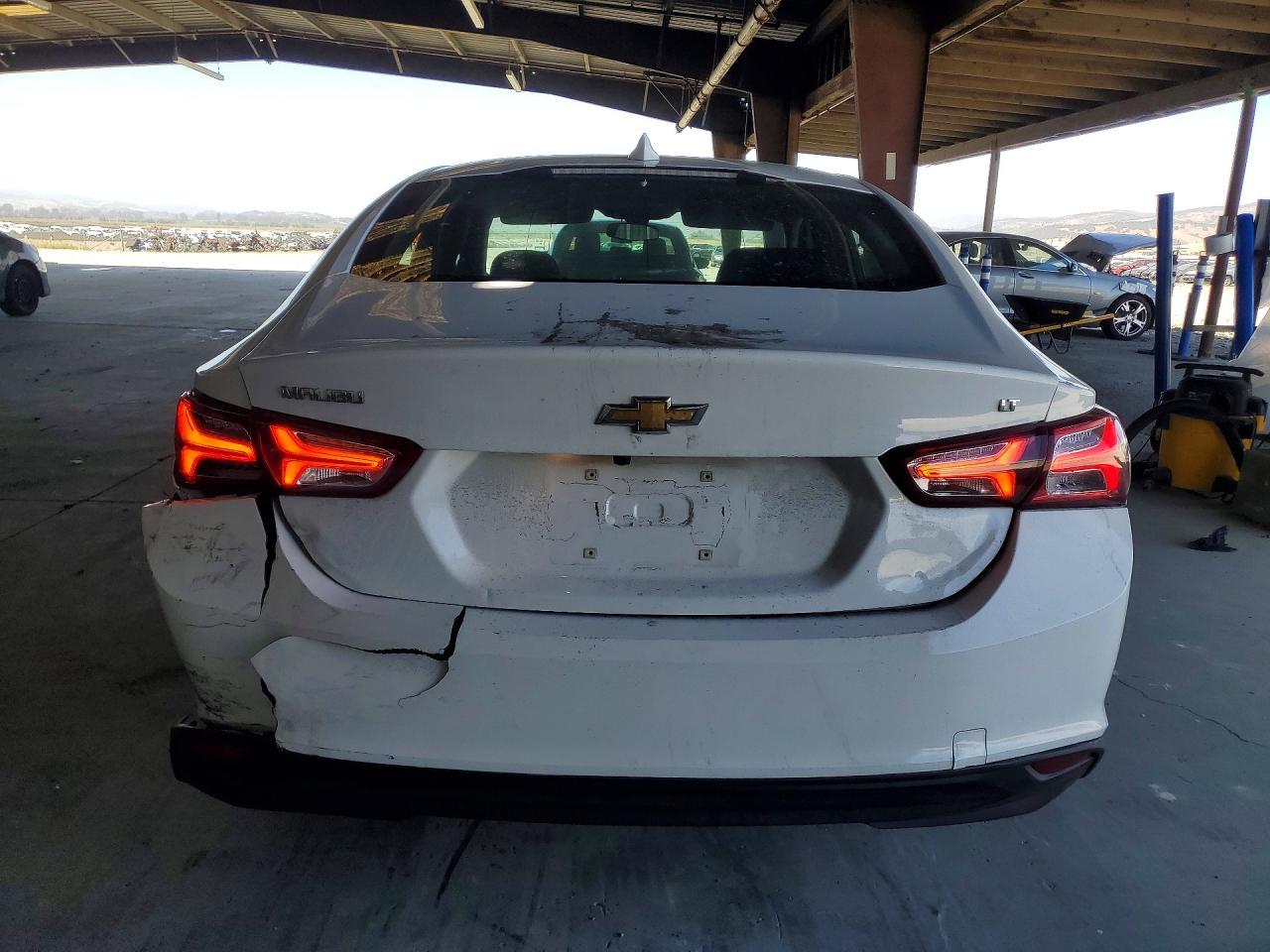 2021 Chevrolet Malibu Lt - Image 6