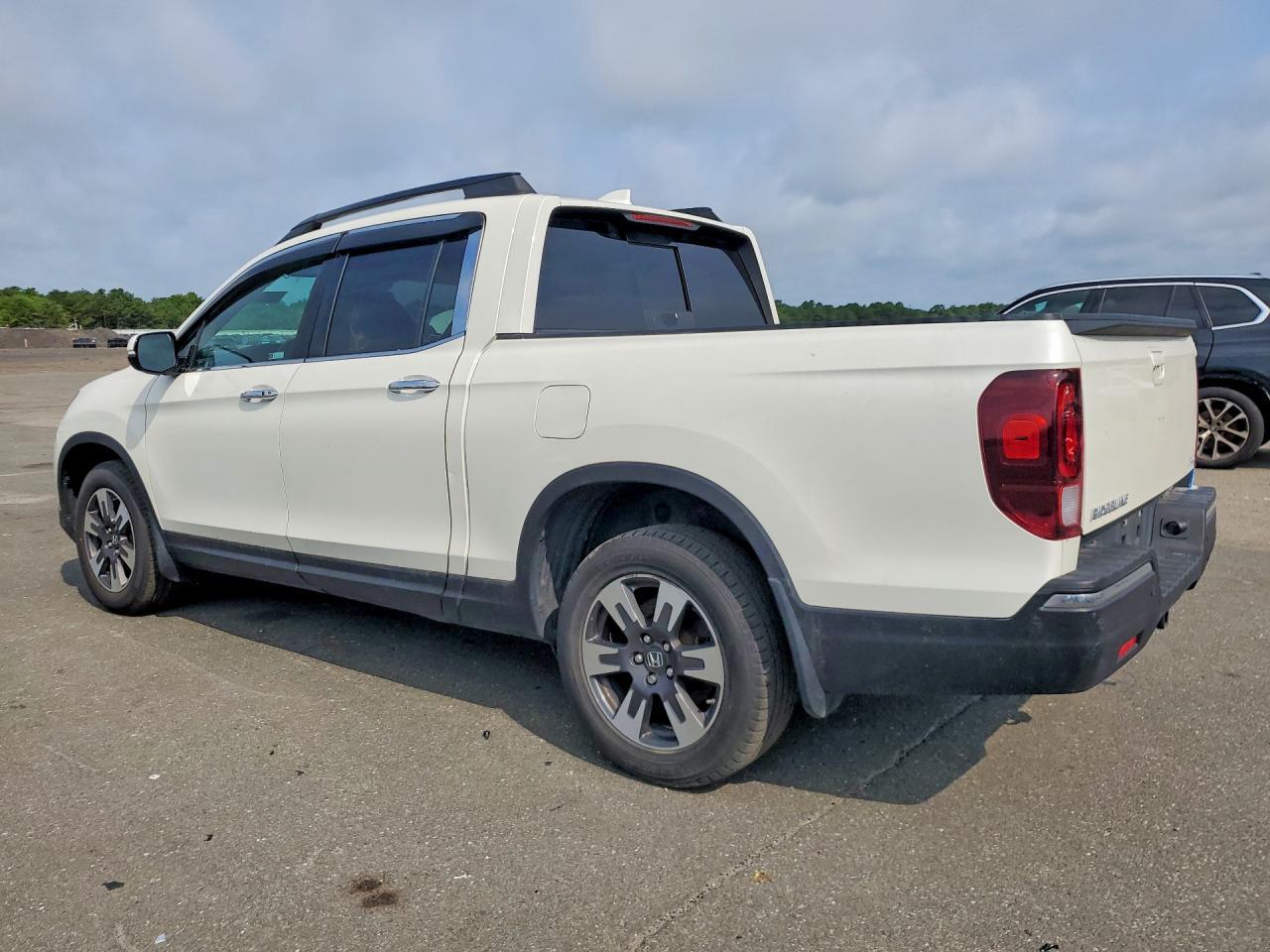 2019 Honda Ridgeline Rtl - Image 2