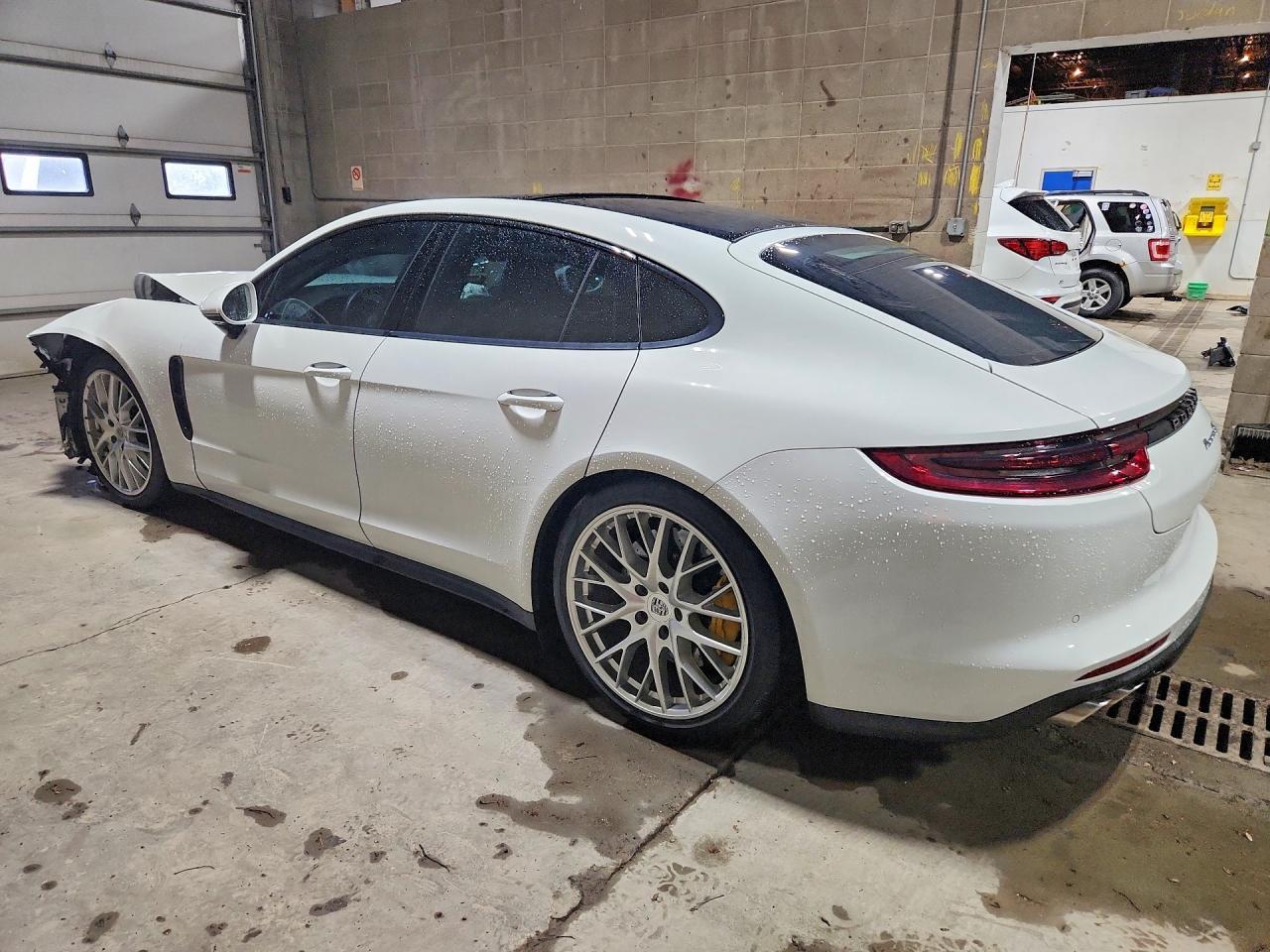 2019 Porsche Panamera 4S - Image 2