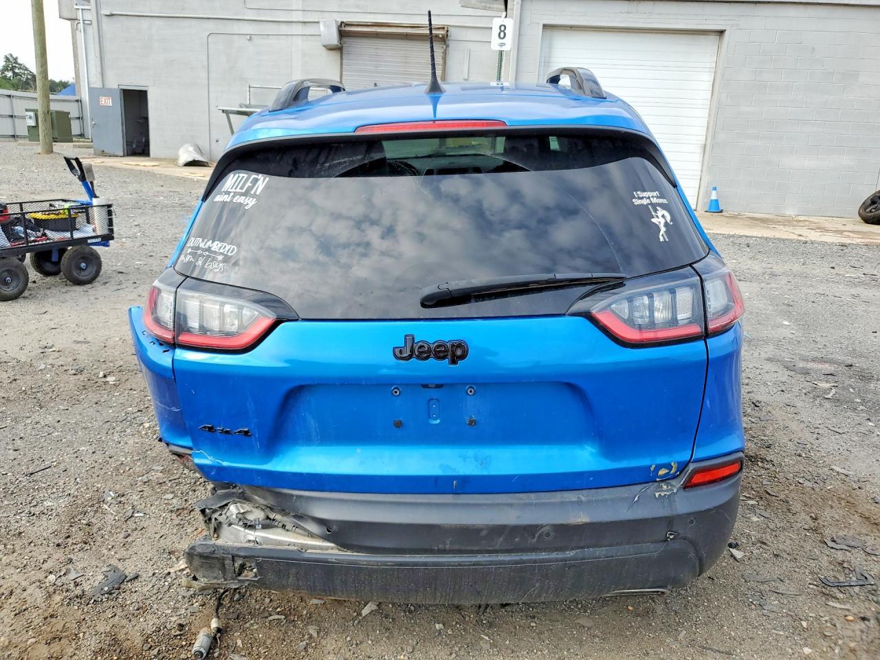 2020 Jeep Cherokee Latitude Plus - Фото 6