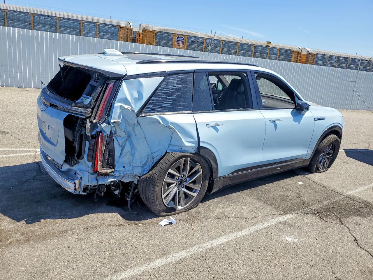2026 Cadillac Vistiq Sport - Image 3