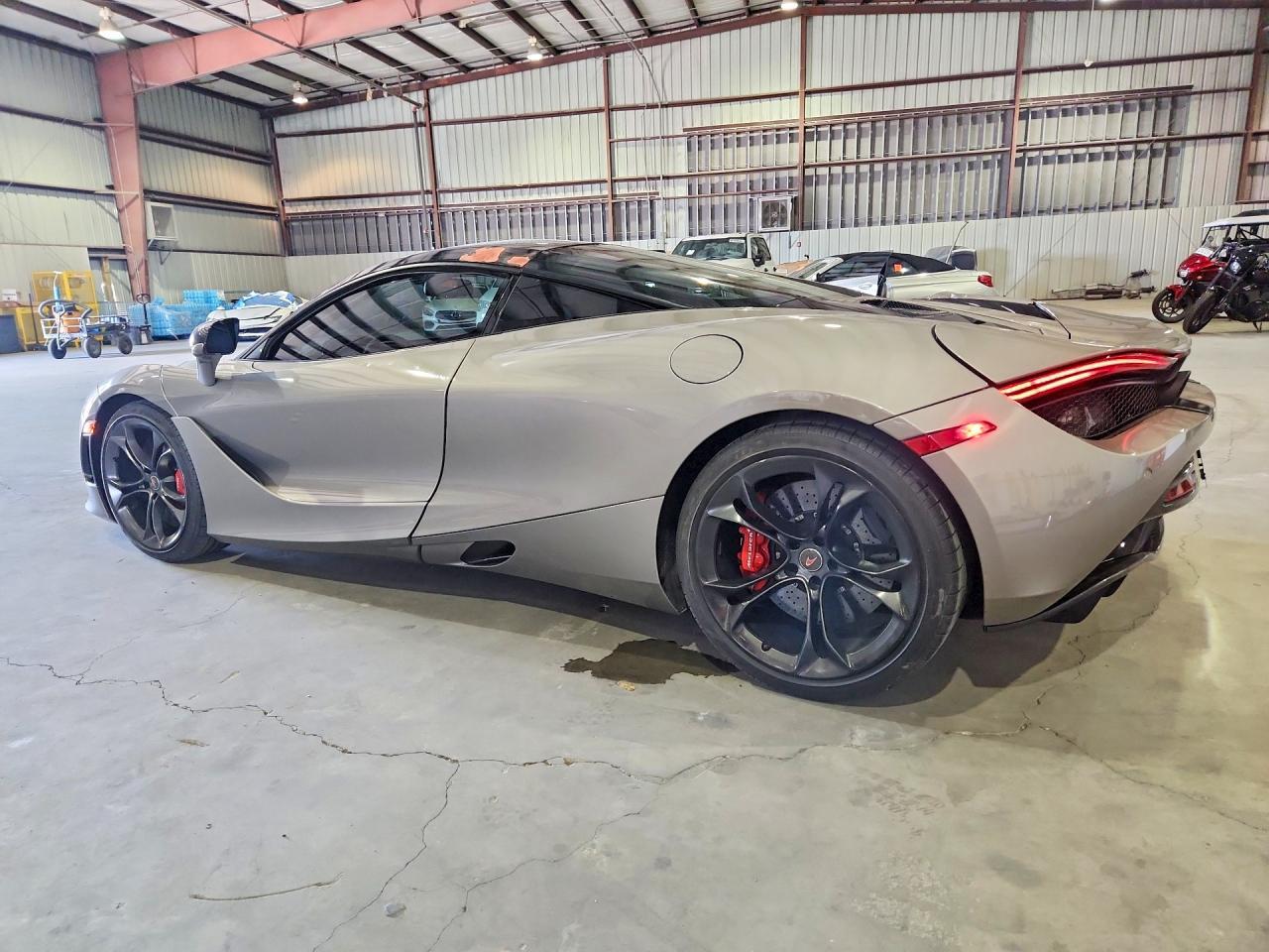2018 Mclaren Automotive 720S - Image 2