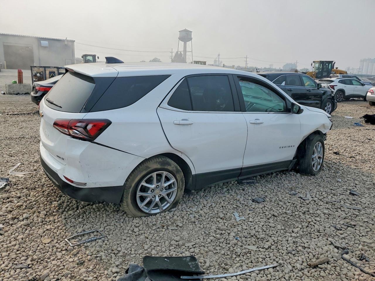 2023 Chevrolet Equinox Lt - Image 3